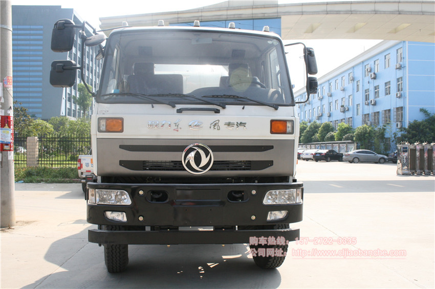 東風(fēng)6方攪拌車(chē)高清圖片