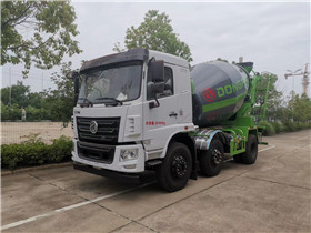 東風(fēng)華神小三軸8方攪拌車