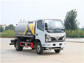東風(fēng)小福瑞卡F6灑水車