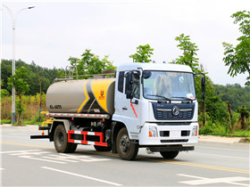 東風(fēng)天錦12方-14方灑水車